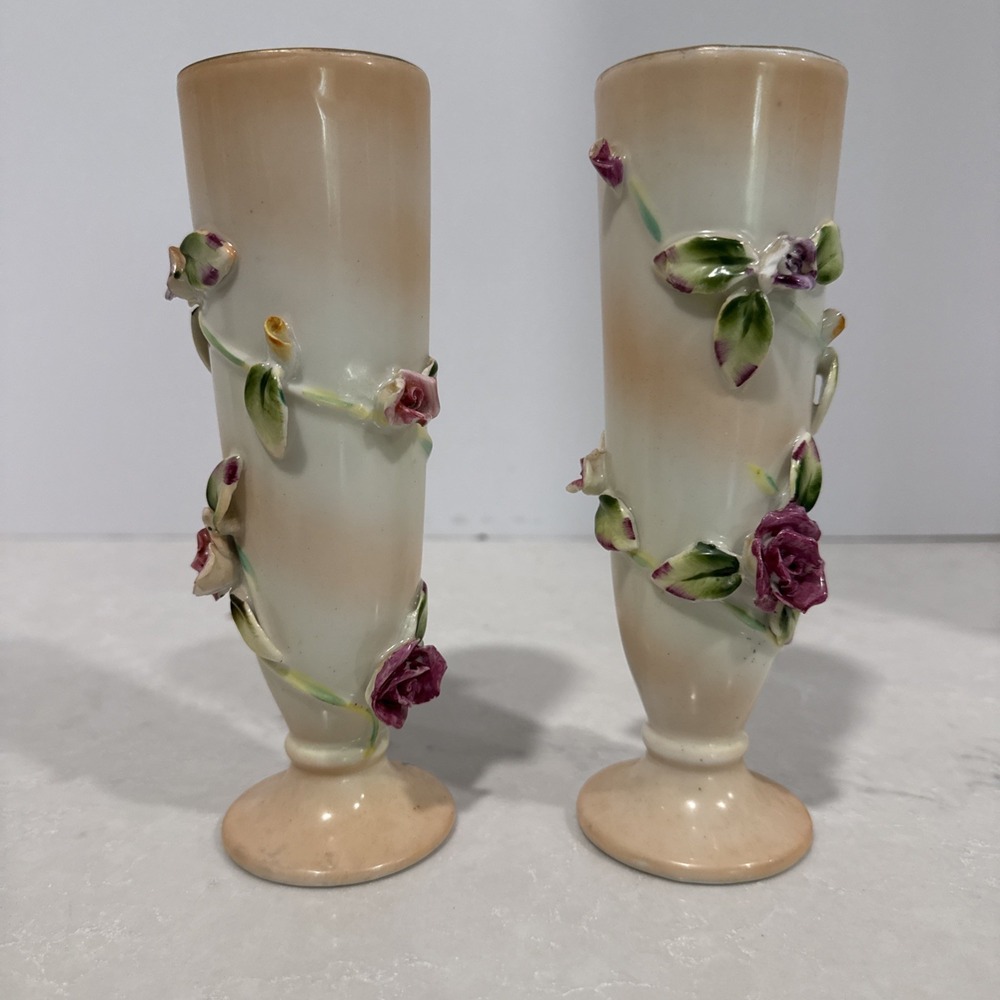 Lovely Vintage Hand Painted ceramic Wild Roses Ucagco Bud Vase Japan Antique